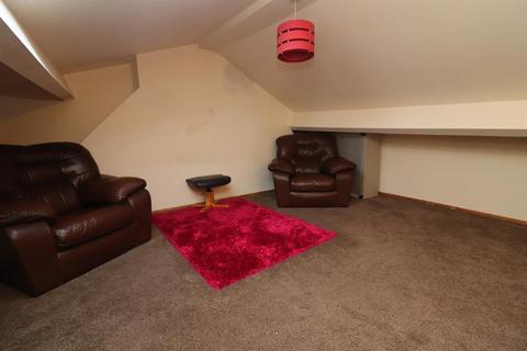 48 Highfield Road, Darwen, BB3 2DN