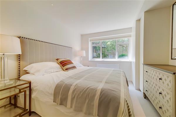 Main-bedroom