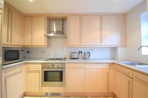 2 bedroom apartment to rent, Camberley, Surrey