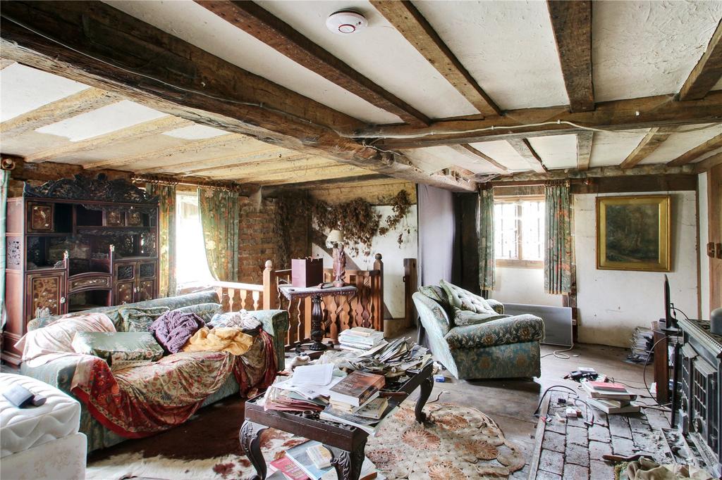 Bedroom/Sitting Room