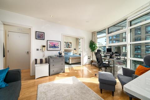 1 bedroom apartment for sale, Commodore House, Battersea Reach