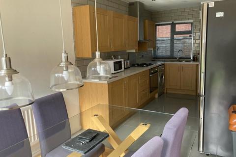 7 Alcock Close, Wallington, SM6 9EP