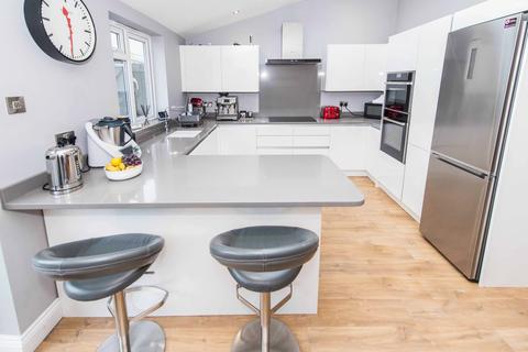 342 Croydon Road, Wallington, SM6 7NR