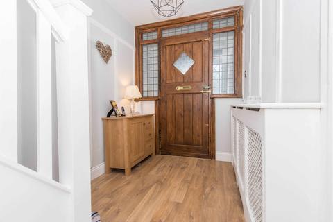 342 Croydon Road, Wallington, SM6 7NR