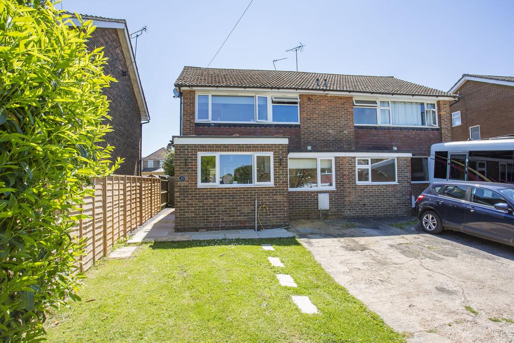 Springfield Close, Crowborough 3 bed semidetached house £410,000
