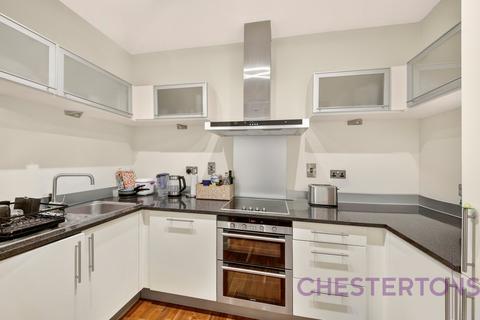 1 bedroom flat to rent, Discovery Dock Apartments West, 2 South Quay Square, London