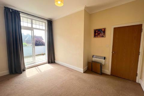 2 bedroom apartment to rent, Craneswater Avenue, Southsea