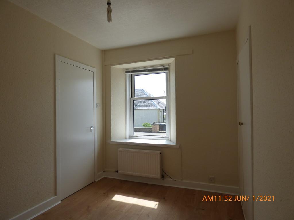 Bedroom (left)