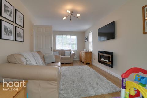 62 Cheapside West, Rayleigh, SS6 9DE