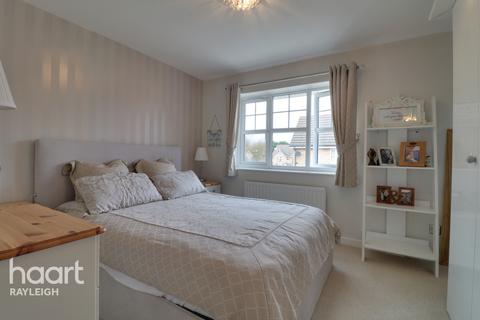 62 Cheapside West, Rayleigh, SS6 9DE