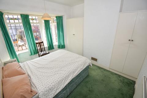 39 Cleator Avenue, Blackpool, FY2 9TZ