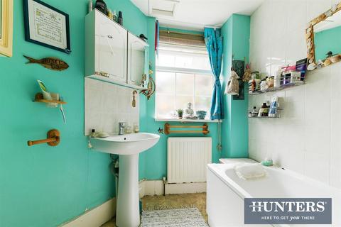 86 Washington Road, Worcester Park, KT4 8JH