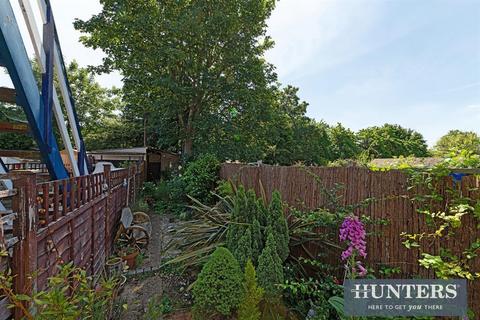 86 Washington Road, Worcester Park, KT4 8JH
