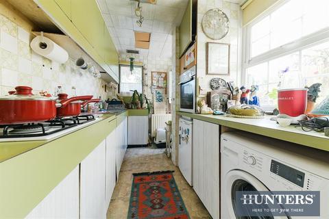 86 Washington Road, Worcester Park, KT4 8JH