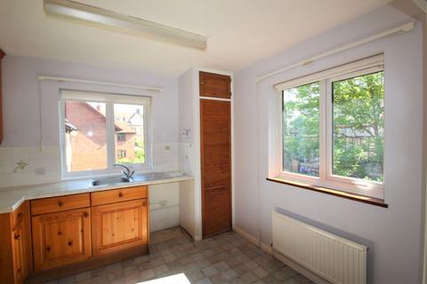 2 bedroom apartment for sale - Lyons Crescent, Tonbridge