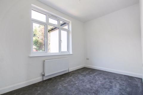 3 Cedar Grove, Bexley, DA5 3DB