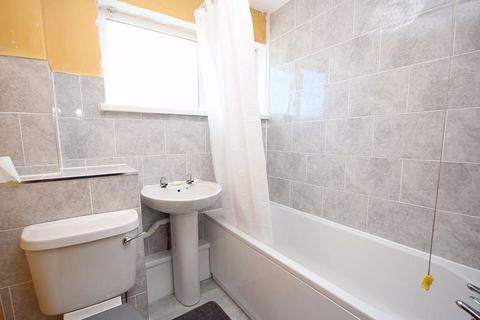 10 Crosland Road, Grimsby, DN37 9DS