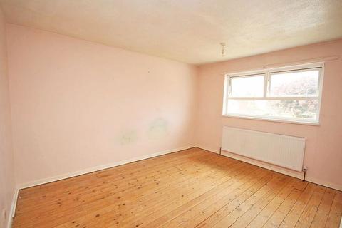 10 Crosland Road, Grimsby, DN37 9DS