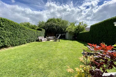 57 Gervase Drive, Sheffield, S8 7PN