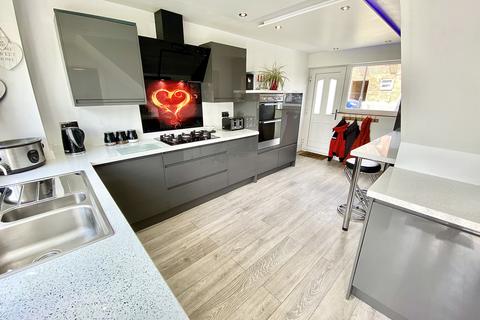 57 Gervase Drive, Sheffield, S8 7PN