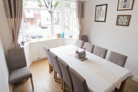 66 Foden Road, Birmingham, B42 2EW