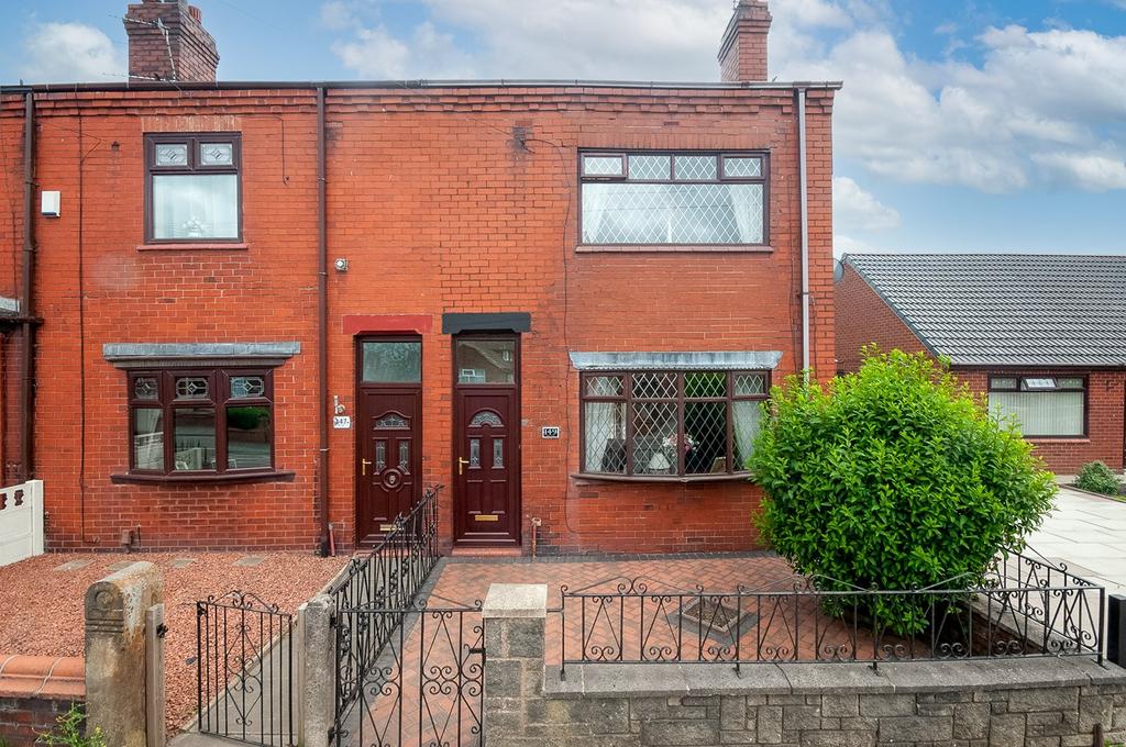 Lily Lane, Bamfurlong, Wigan, WN2 3 bed end of terrace house £110,000