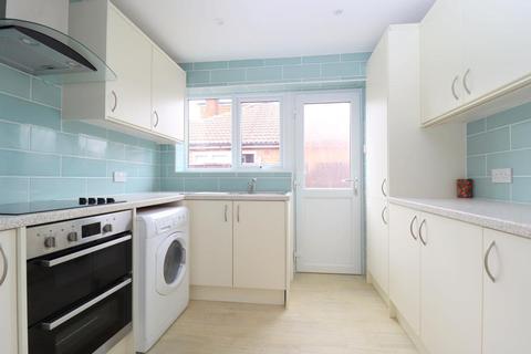 25 Hillcrest Avenue, Luton, LU2 7AB
