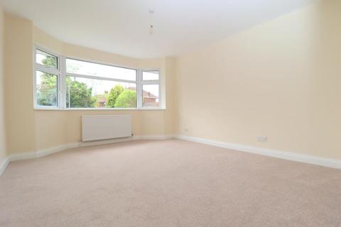 25 Hillcrest Avenue, Luton, LU2 7AB