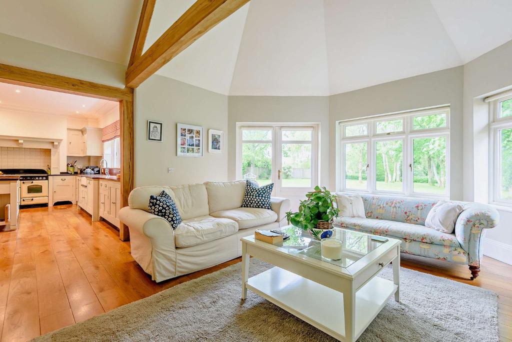 Old Odiham Road, Alton, Hampshire 5 bed detached house £1,800,000