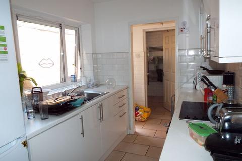 4 bedroom terraced house to rent, Dawlish Road, Selly Oak, Birmingham, B29 7AU