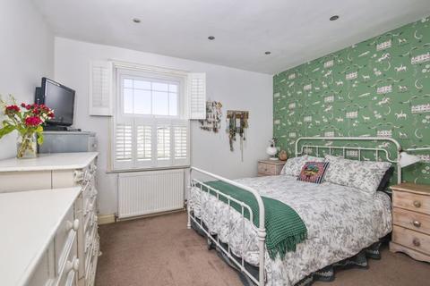 76 Palace Road, Bromley, BR1 3JX