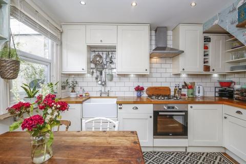 76 Palace Road, Bromley, BR1 3JX