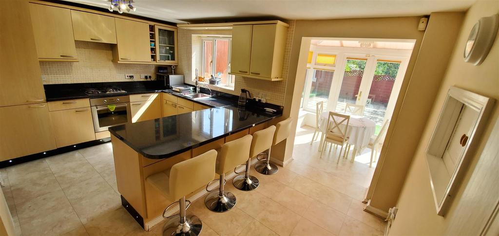 Kitchen-Bar-Stools.jpg