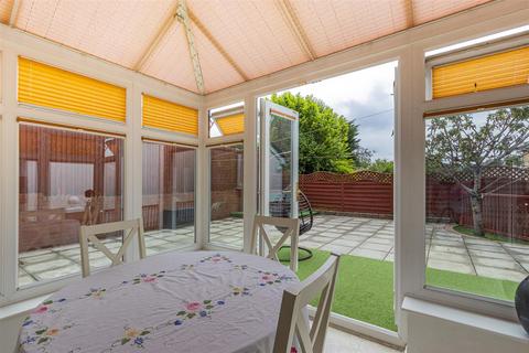 6 Borage Close, Pontprennau, Cardiff, CF23 8SJ