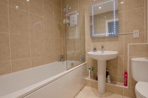 2 bedroom apartment to rent, Cromwell House, Cromwell Road, York, YO1 6DU