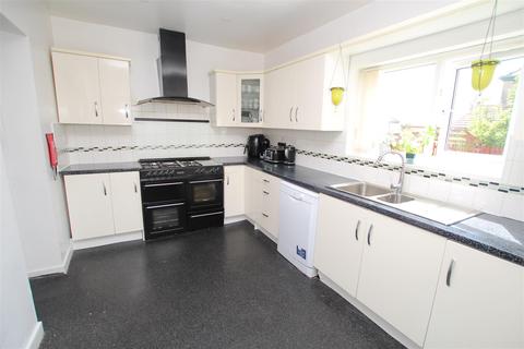 21 Ashbourne Crescent, Bradford, BD2 4AR
