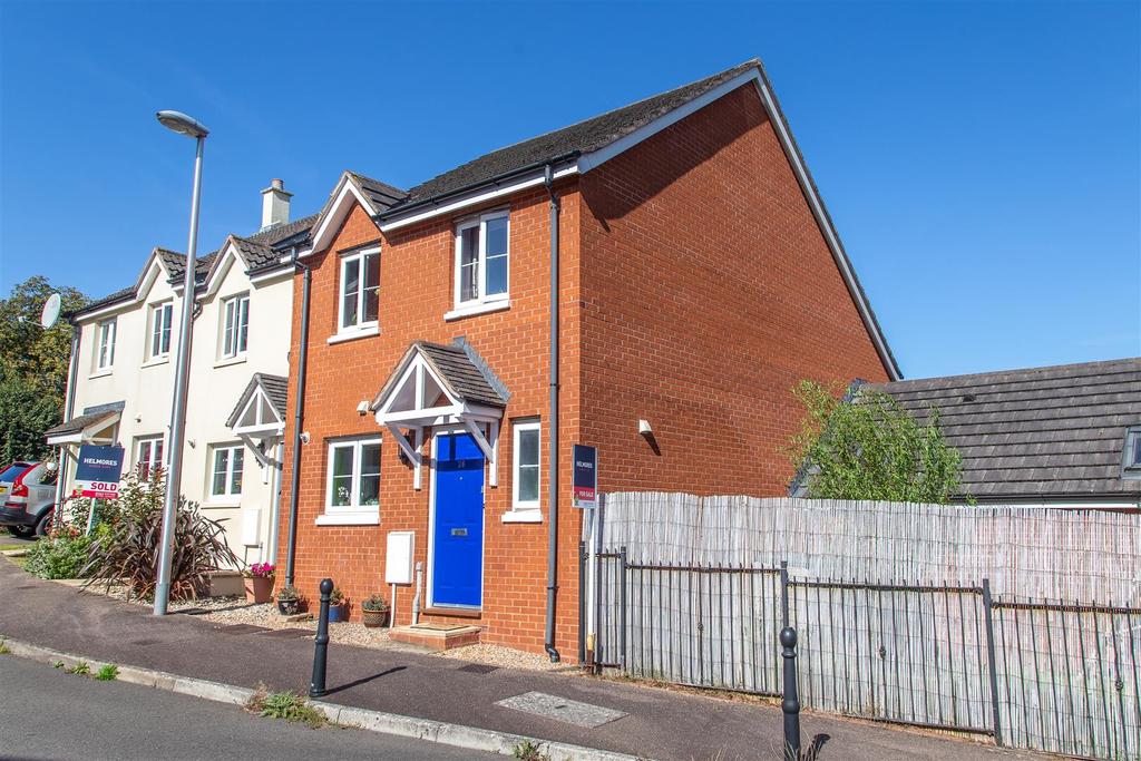 Saxon Close, Crediton 3 bed property £240,000
