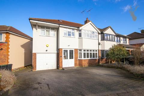 12 Harewood Hill, Theydon Bois, Epping, CM16 7EA