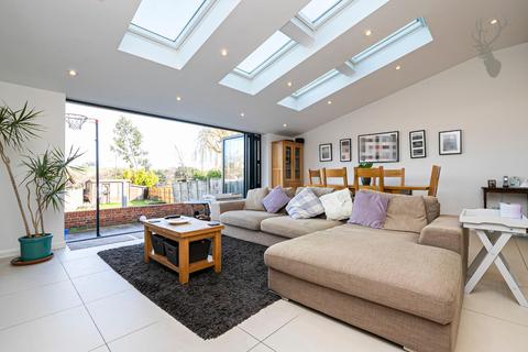 12 Harewood Hill, Theydon Bois, Epping, CM16 7EA