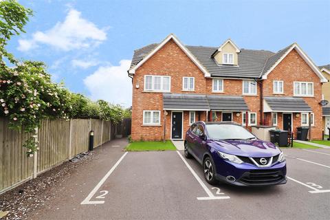 2 Mountside Close, Northfleet, Gravesend, DA11 9FD