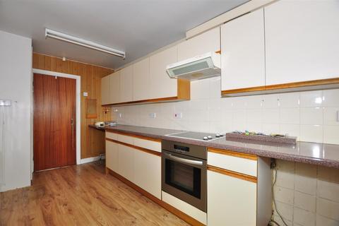 16 Brennand Road, Oldbury, B68 0SB