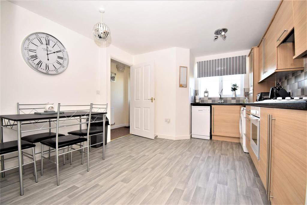 St. James Place, Scunthorpe 3 bed semidetached house £670 pcm (£155 pw)