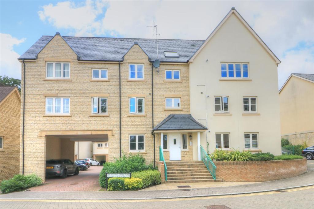 49 Sir Bernard Lovell Road, Malmesbury 1 bed apartment £155,000