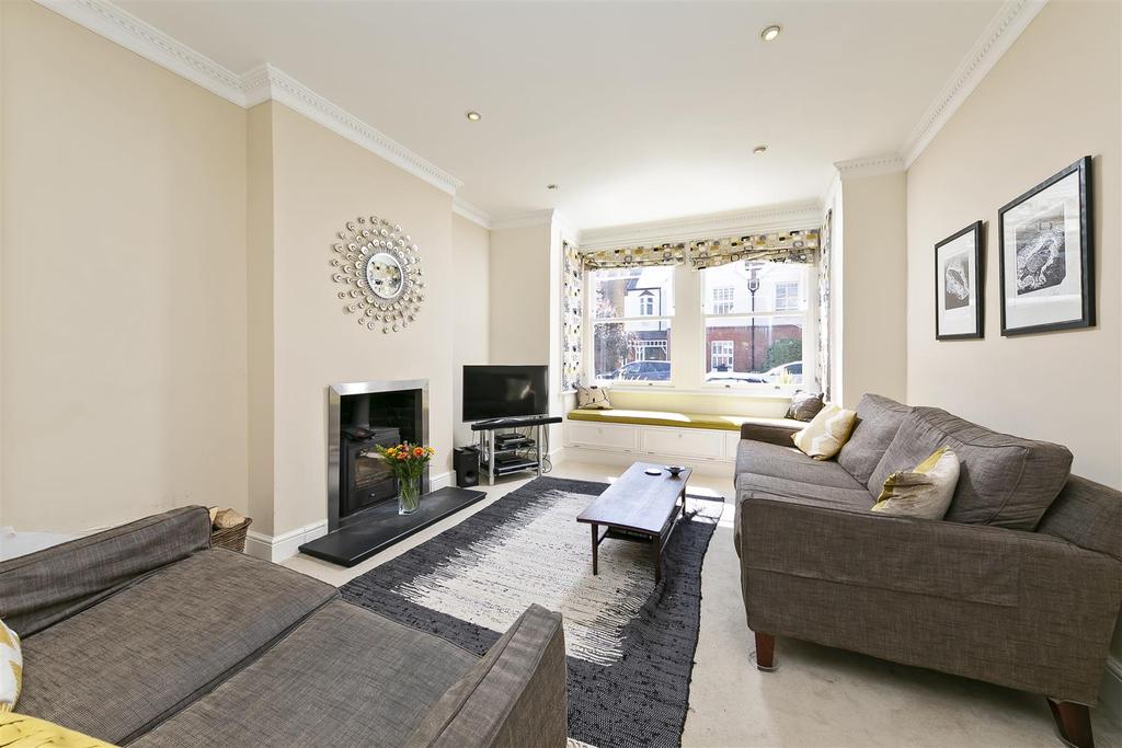 Claremont Road, Teddington 5 bed semidetached house £1,450,000