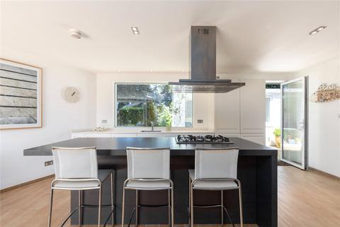 25 Chester Road, London, SW19 4TS