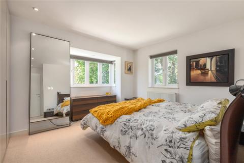 25 Chester Road, London, SW19 4TS