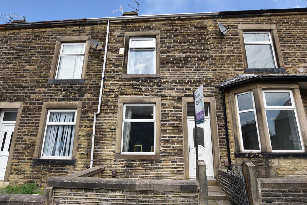Oak Street, Colne 3 bed terraced house £75,000