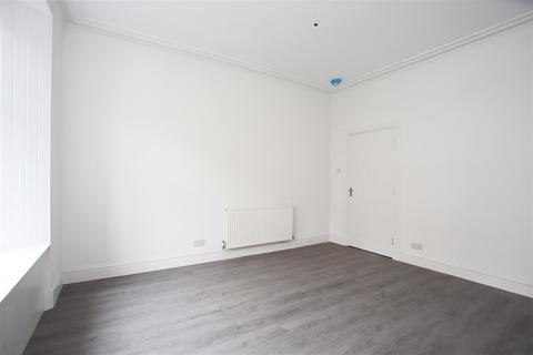 2 bedroom flat for sale - 13b Ballantine Place, Perth, PH1 5RR