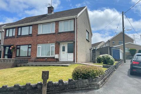 14 Brynmorlais, Bryn, Llanelli, SA14 8QJ