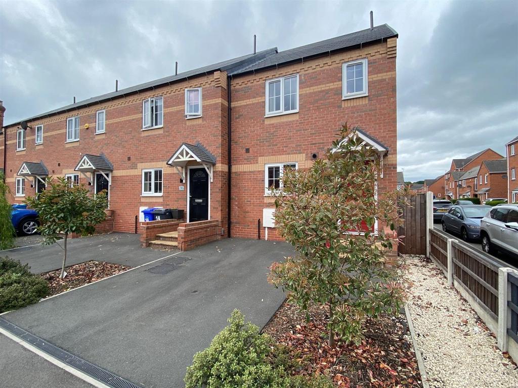 Regent Street, Sandiacre, Nottingham 3 bed townhouse £210,000
